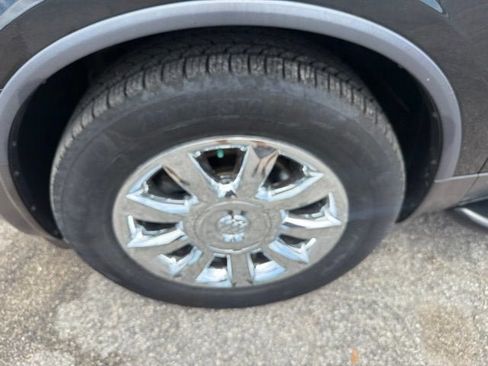Used 2012 Buick Enclave Leather FWD image 26