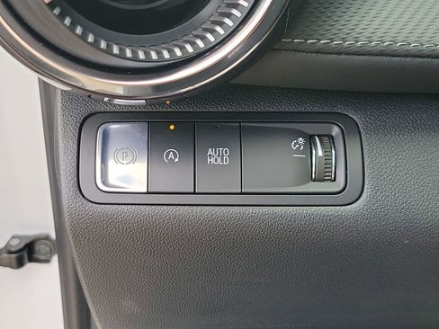 Used 2026 Chevrolet Equinox LT FWD image 28