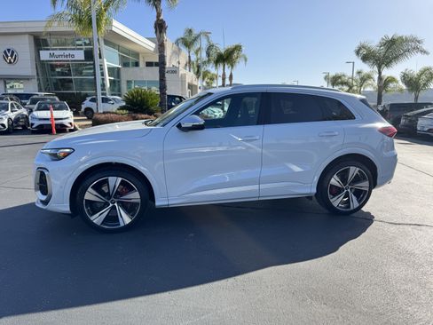 Used 2025 Audi SQ5 Premium Plus w/ Premium Plus Package AWD/4WD image 7