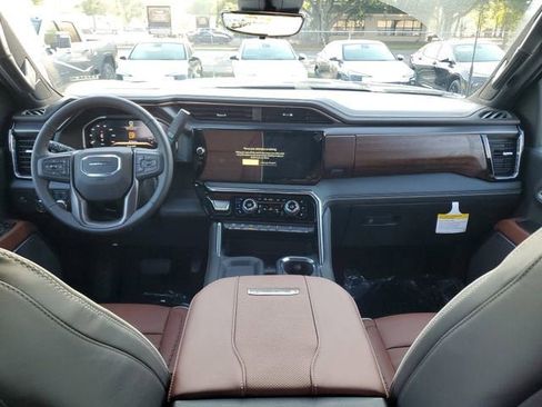 New 2026 GMC Sierra 2500 Denali Ultimate w/ Max Trailering Package AWD/4WD image 13