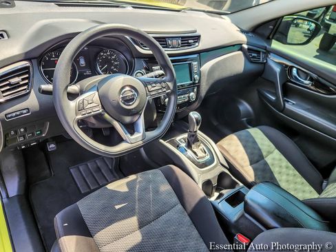 Used 2020 Nissan Rogue Sport SV AWD/4WD image 8
