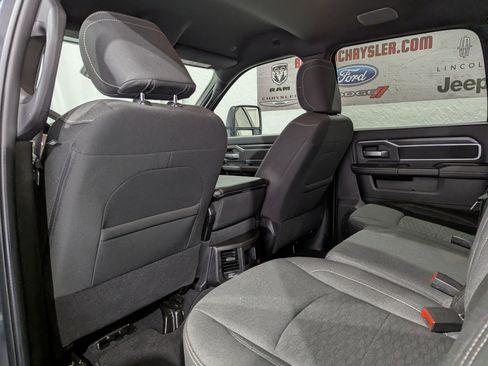 Used 2026 RAM 2500 Big Horn AWD/4WD image 14