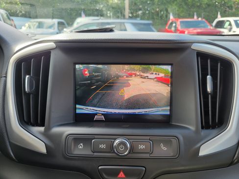 Used 2021 GMC Terrain SLE image 10