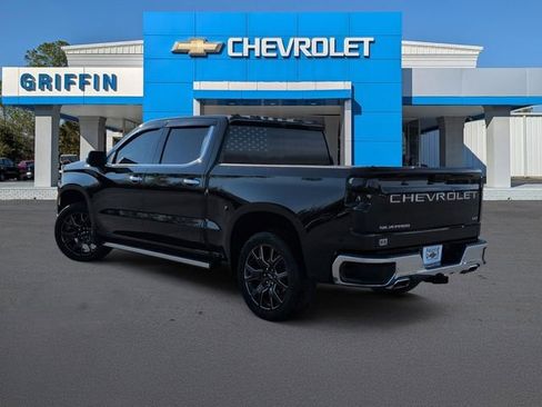Used 2025 Chevrolet Silverado 1500 LTZ AWD/4WD image 9