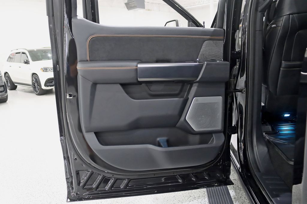 Used 2024 Ford F350 Platinum AWD/4WD image 41