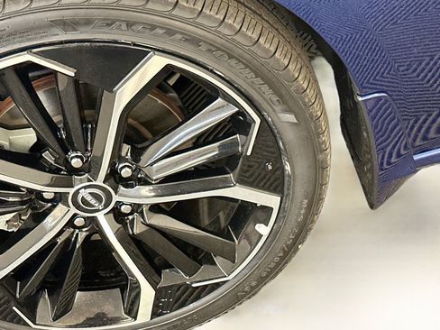 Used 2023 Nissan Altima 2.5 SR w/ SR Premium Package FWD image 36