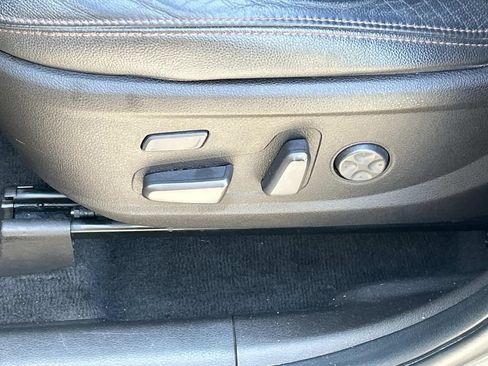 Used 2019 Hyundai Santa Fe FWD image 18