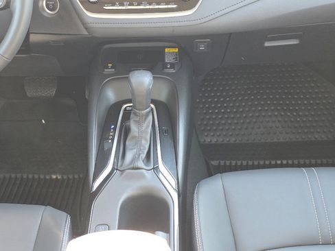 Used 2024 Toyota Corolla XLE image 24