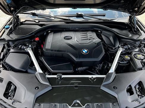Used 2021 BMW 530i RWD image 10