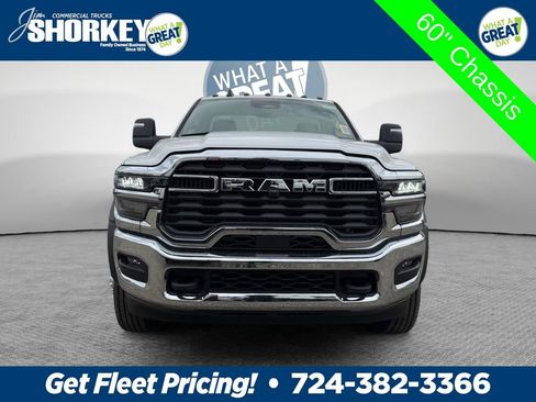New 2026 RAM 5500 Tradesman w/ Chrome Appearance Group AWD/4WD image 9