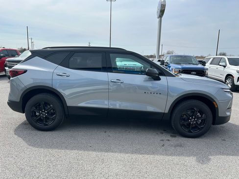 New 2026 Chevrolet Blazer LT w/ Convenience Package image 3