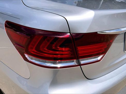 Used 2015 Lexus LS 460 w/ Comfort Package RWD image 28