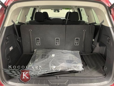 Used 2023 Subaru Ascent Premium w/ Convenience Package image 24