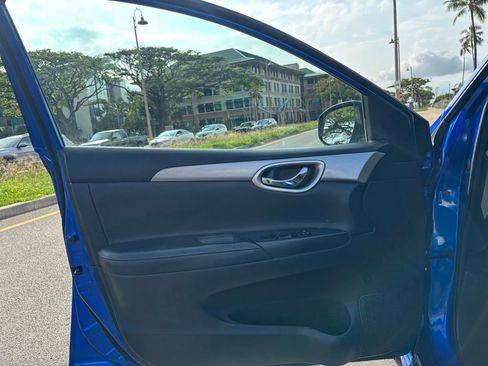 Used 2015 Nissan Sentra SR w/ SR Premium Package image 14