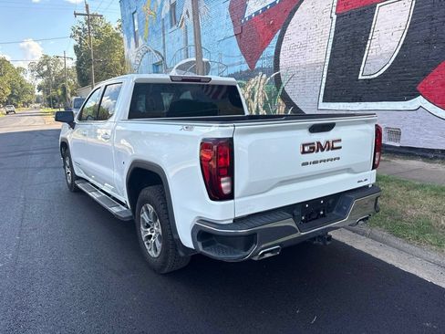 Used 2025 GMC Sierra 1500 SLE w/ X31 Off-Road Package AWD/4WD image 4