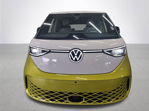 New 2025 Volkswagen ID. Buzz 1st Edition image 3