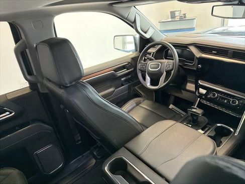 Used 2025 GMC Sierra 1500 Denali AWD/4WD image 36