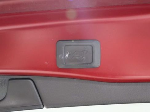 Used 2022 Toyota RAV4 XLE w/ Convenience Package AWD/4WD image 38