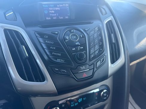 Used 2012 Ford Focus SEL w/ SEL/Titanium Winter Pkg image 33