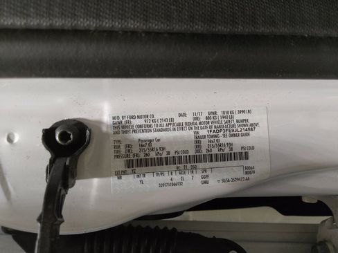 Used 2018 Ford Focus SE FWD image 33