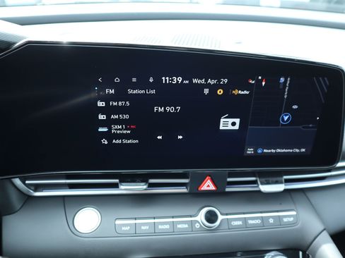 New 2026 Hyundai Elantra Limited FWD image 6