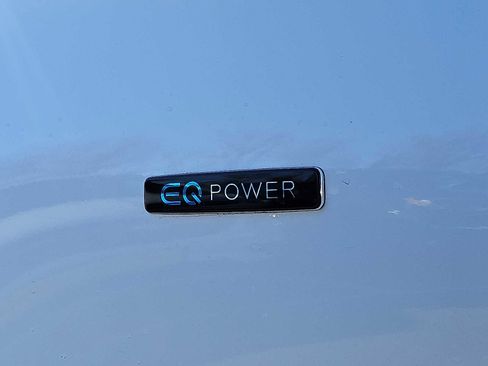 Used 2019 Mercedes-Benz GLC 350e 4MATIC image 35