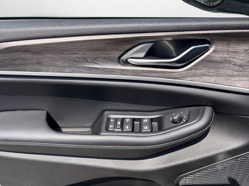 New 2026 Jeep Grand Cherokee L 4WD image 23