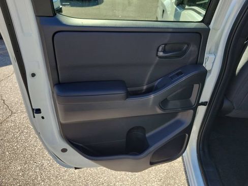 New 2026 Nissan Frontier SV w/ Tow Package RWD image 25