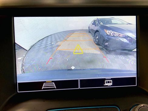 Used 2021 GMC Acadia SLE w/ Driver Convenience Package image 27