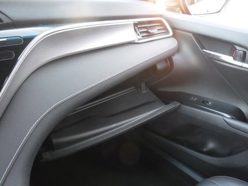 Used 2018 Toyota Camry SE image 28