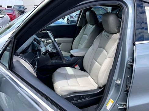 Used 2023 Cadillac XT4 Premium Luxury AWD/4WD image 24