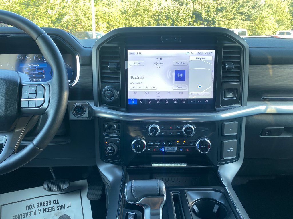 Used 2025 Ford F150 Lariat w/ Equipment Group 501A Mid AWD/4WD image 19