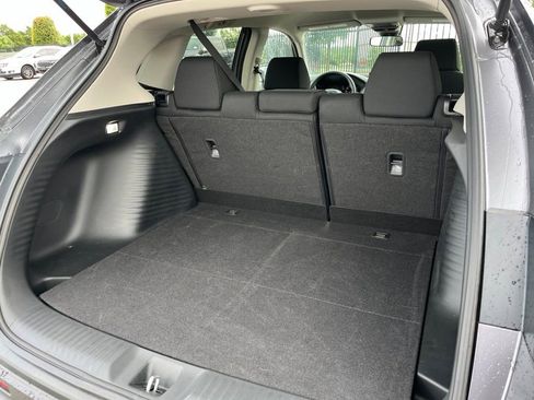 Certified 2026 Honda HR-V LX image 9