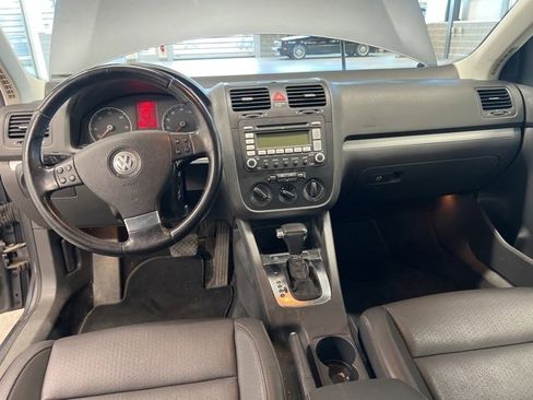 Used 2009 Volkswagen Jetta TDI image 26