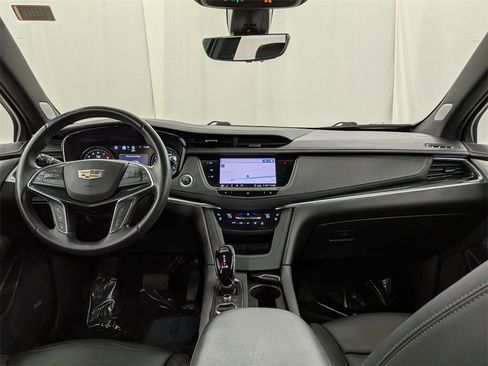 Used 2020 Cadillac XT5 Premium Luxury image 13