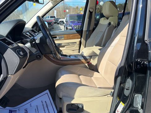 Used 2012 Land Rover Range Rover Sport HSE AWD/4WD image 12