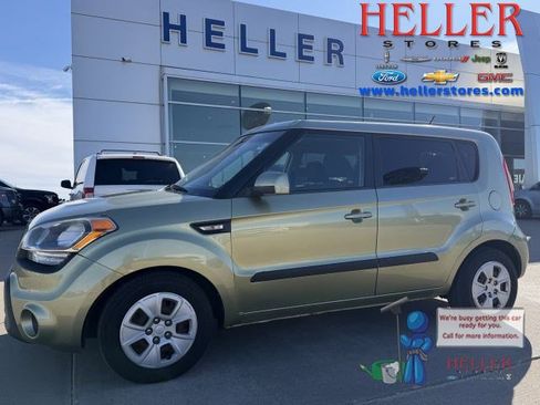 Used 2012 Kia Soul Base image 1