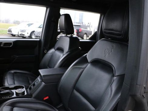 Used 2025 Ford Bronco Outer Banks image 21