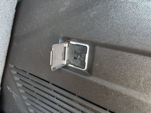 Used 2021 Chevrolet Tahoe Z71 AWD/4WD image 38