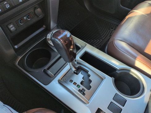 Used 2019 Toyota 4Runner Limited AWD/4WD image 24