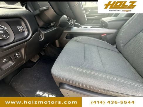 Used 2022 RAM 1500 Big Horn AWD/4WD image 35