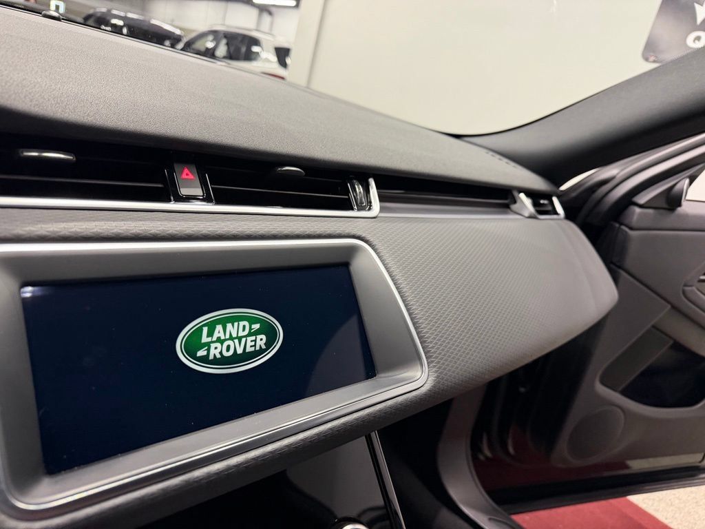 Used 2020 Land Rover Range Rover Evoque S AWD/4WD image 36