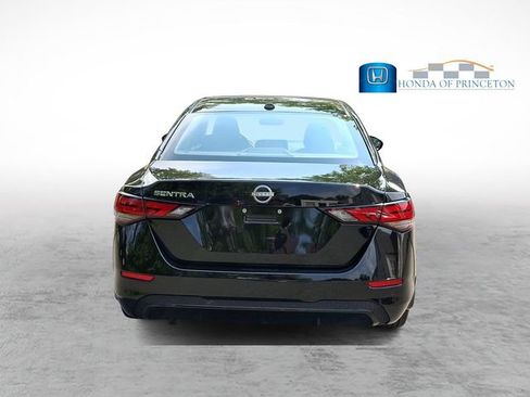 Used 2025 Nissan Sentra SV FWD image 5