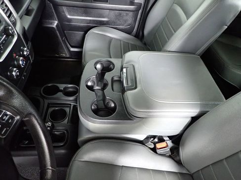 Used 2016 RAM 2500 Tradesman w/ Chrome Appearance Group AWD/4WD image 24