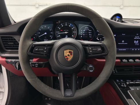 Used 2022 Porsche 911 AWD/4WD image 27