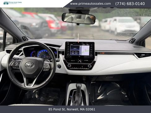 Used 2019 Toyota Corolla XSE FWD image 19