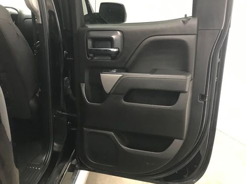 Used 2018 Chevrolet Silverado 1500 LT w/ All Star Edition image 34