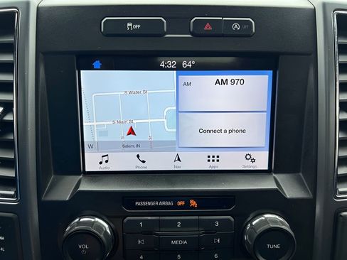 Used 2019 Ford F150 XLT w/ Equipment Group 302A Luxury AWD/4WD image 28