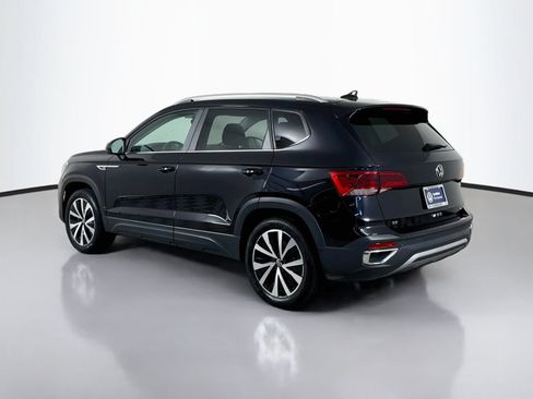 Certified 2023 Volkswagen Taos SE AWD/4WD image 3