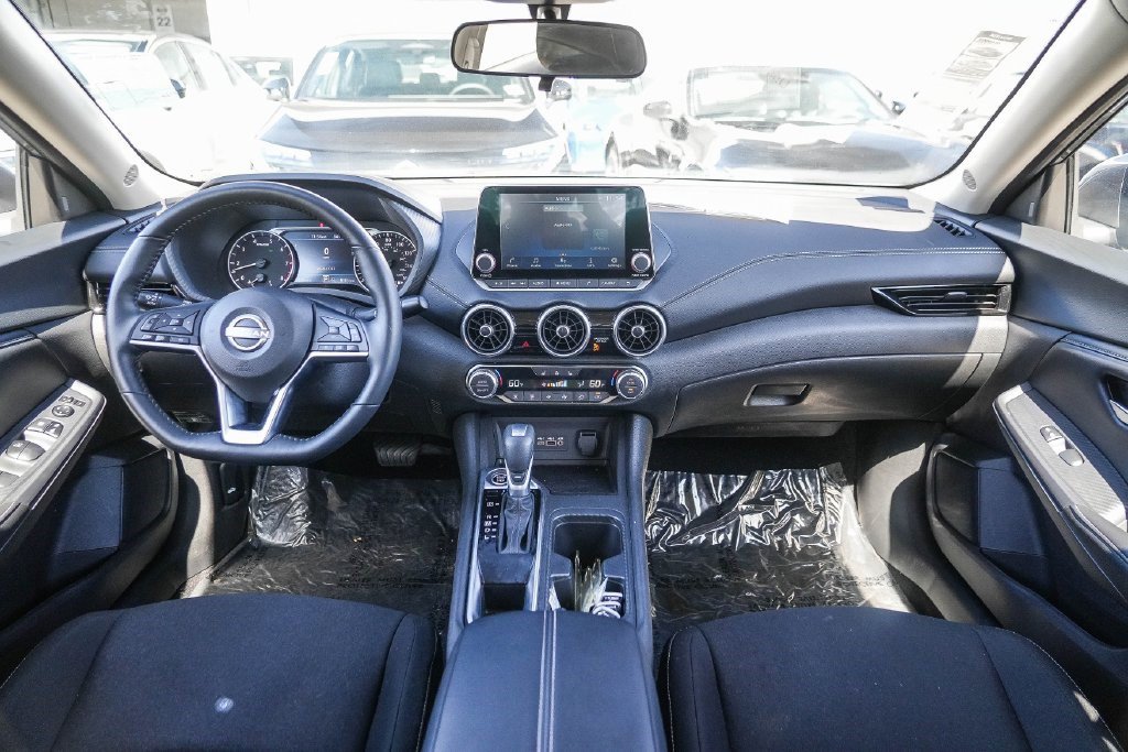 Used 2025 Nissan Sentra SV w/ All-Weather Package FWD image 12